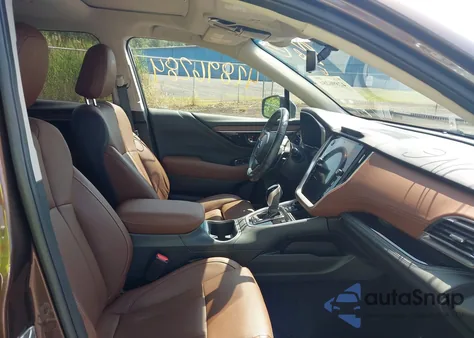 2022 Subaru Outback Touring z USA, uszkodzony, nr VIN 4S4BTAPC2N3137819